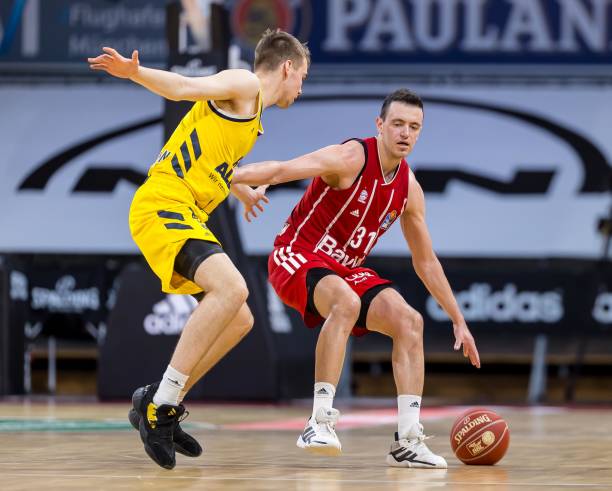 入的一员 入的一员