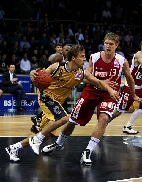 将继续以其 将继续以其